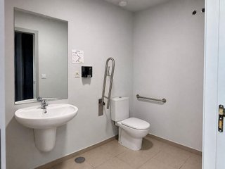 Local comercial en venta en Núcleo Urbano en Chiclana de la Frontera