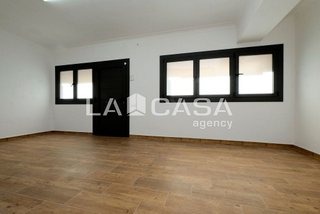 Oficina en venta en El Guinardó en Barcelona