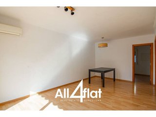 Piso en alquiler en El Gall en Esplugues de Llobregat