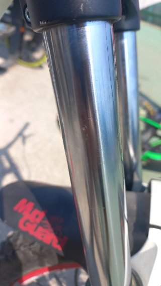 Horquilla RockShox Domain R 26