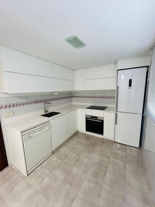 Piso en alquiler en Ensanche - Diputación en Alicante