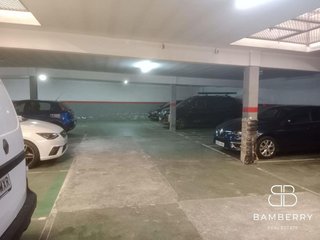 Garaje en venta en Plaça Catalunya en Prat de Llobregat, El