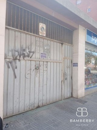 Garaje en venta en Plaça Catalunya en Prat de Llobregat, El