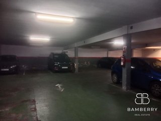 Garaje en venta en Plaça Catalunya en Prat de Llobregat, El