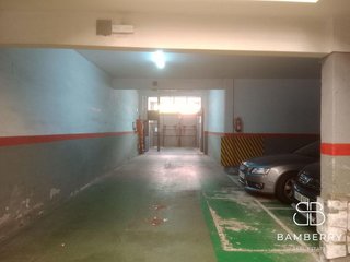 Garaje en venta en Plaça Catalunya en Prat de Llobregat, El