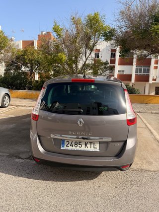 Renault Grand Scenic 2015 7 plazas