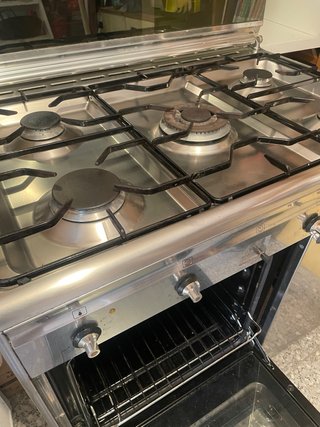 Cocina Smeg 90cm Inox 5 fuegos Clásica