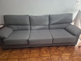 Sofá gris 3 plazas tela