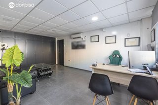 Nave industrial en venta en Plaza de Toros en Atarfe