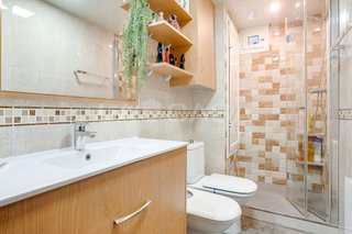 Piso en venta en Bellvitge en Hospitalet de Llobregat, L´
