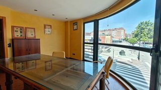 Local comercial en alquiler en Milán - Pumarín - Teatinos en Oviedo