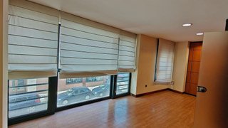 Local comercial en alquiler en Milán - Pumarín - Teatinos en Oviedo