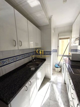 Piso en alquiler en La Goleta - San Felipe Neri en Málaga
