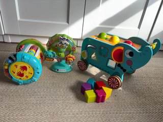 Lote de 3 juguetes infantiles