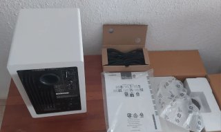 Altavoz Yamaha HS7 Studio Monitor