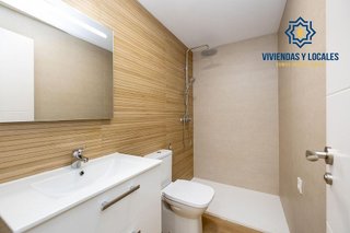 Piso en venta en Polígono Cartuja – La Paz en Granada
