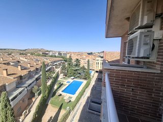 Piso en alquiler en Buenavista-Valparaíso-La Legua en Toledo