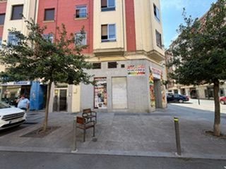 Local comercial en venta en Ensanche en Pamplona