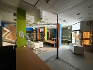 Local comercial en venta en Ensanche en Pamplona