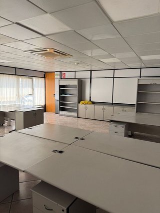 Oficina en alquiler en Museros