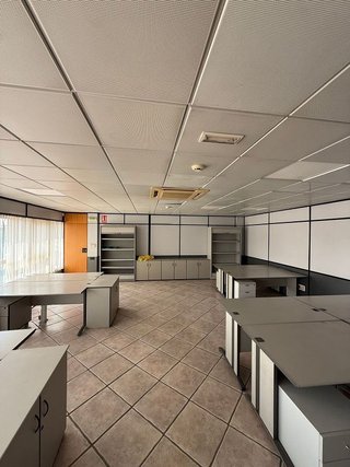 Oficina en alquiler en Museros