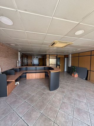 Oficina en alquiler en Museros