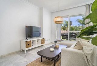 Piso en alquiler en Las Brisas en Marbella