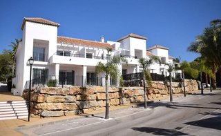 Piso en alquiler en Las Brisas en Marbella