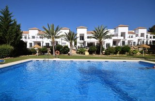 Piso en alquiler en Las Brisas en Marbella