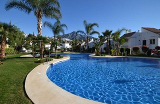 Piso en alquiler en Las Brisas en Marbella