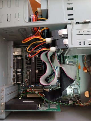IBM Aptiva 2154 Ordenador Sobremesa