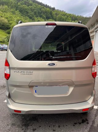 Ford Tourneo Courier 2016