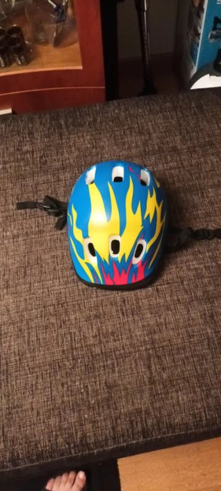 Casco bici infantil azul y amarillo