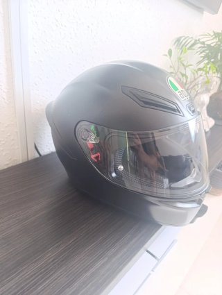 Casco de moto AGV