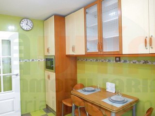 Piso en alquiler en Milán - Pumarín - Teatinos en Oviedo
