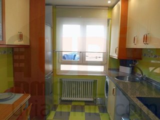 Piso en alquiler en Milán - Pumarín - Teatinos en Oviedo