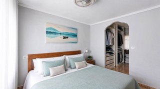 Piso en venta en Ciutat Jardí en Valencia