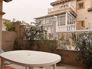 Casa adosada en alquiler en Campos de Golf - Villa Martin - Los Dolses en Orihuela
