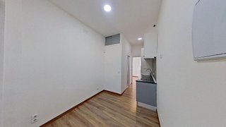 Local comercial en venta en Entrevías en Madrid