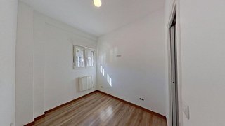 Local comercial en venta en Entrevías en Madrid