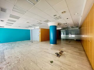 Local comercial en venta en San Ildefonso - Catedral en Jaén