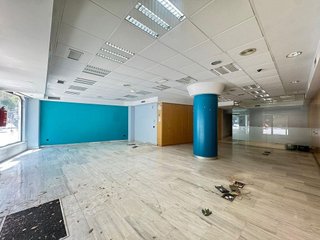 Local comercial en venta en San Ildefonso - Catedral en Jaén