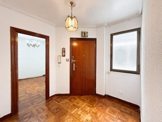 Piso en venta en Numancia - San Fernando en Santander