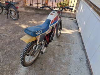 Lote ciclomotores y piezas