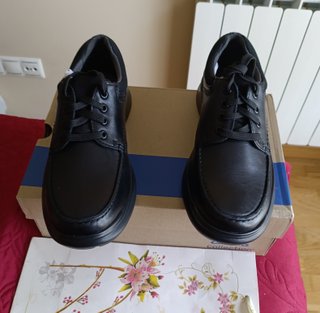 Zapato vestir piel Clarks negro talla 41 de 99€