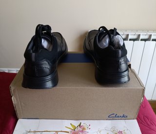 Zapato vestir piel Clarks negro talla 41 de 99€
