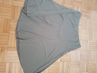 Falda midi verde oliva talla 50/52