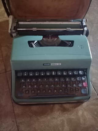 Olivetti Lettera 32 Máquina de Escribir Vintage