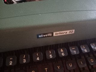 Olivetti Lettera 32 Máquina de Escribir Vintage