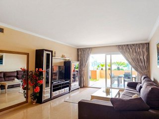 Piso en venta en Puerto Banús en Marbella